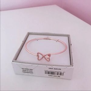 Minnie Mouse rose gold cuff bracelet